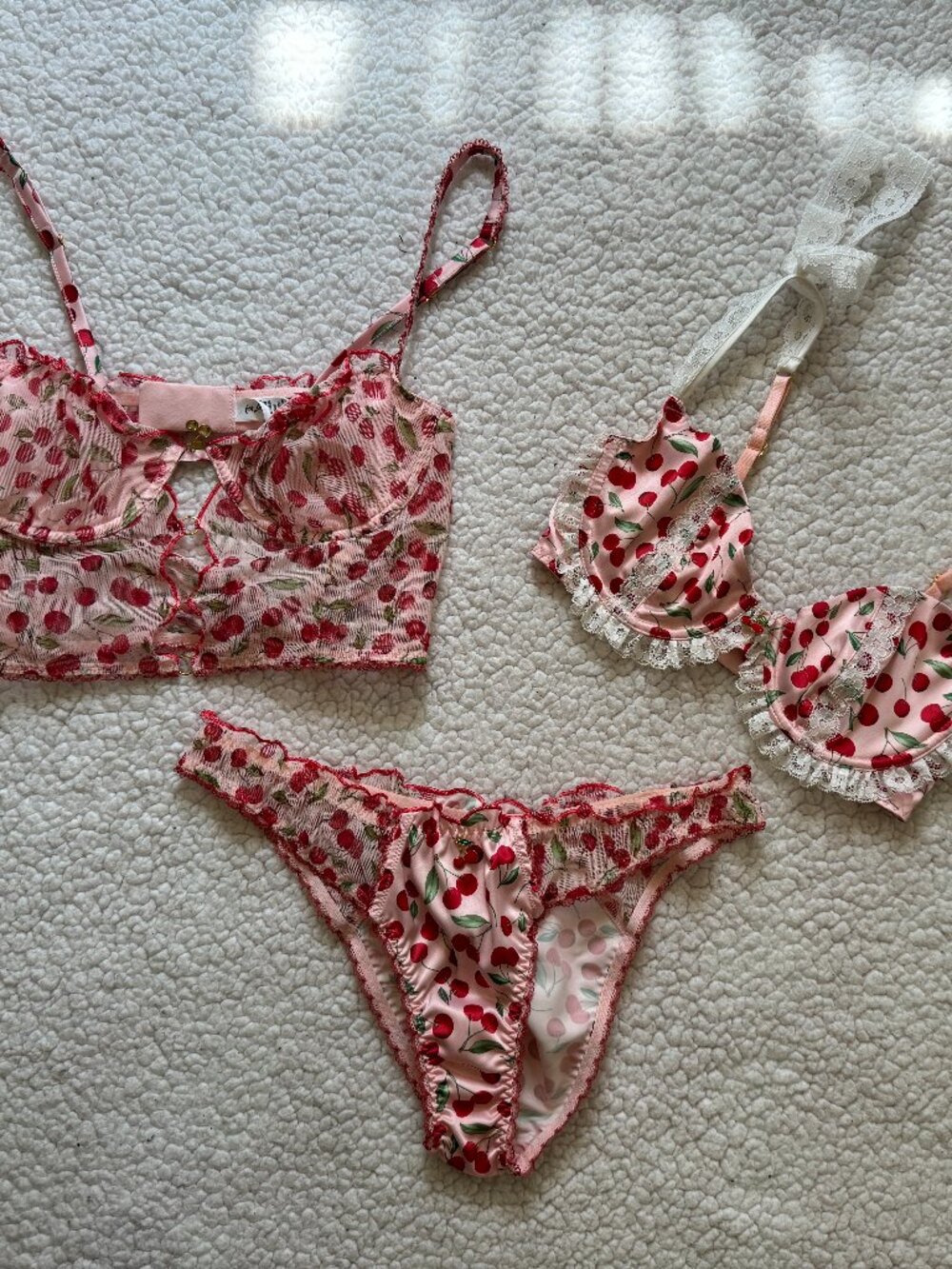 for love and lemons perrie FULL SET